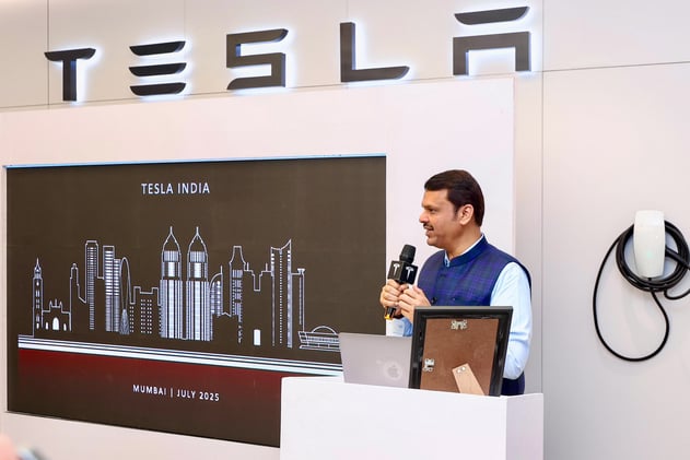 Tesla Space #84: Tesla's elongated area
