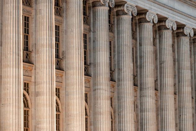 Issa Renews Push for Litigation Funding Transparency in Courts