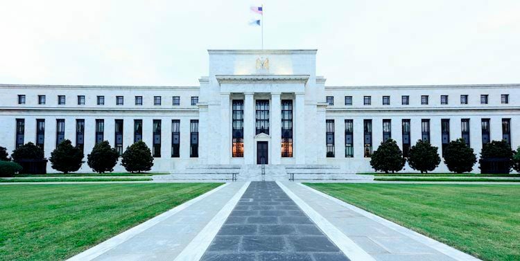 Lower inflation without unecessary amount of disruption in job market possible