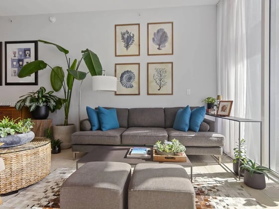 🗝️ Step Into Style – Fresh Miami Listings with Designer Touches & Private Balconies