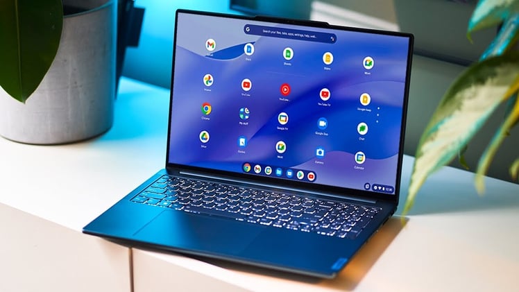 5 Best Chromebooks of 2025 You’ll Wish You Bought Sooner — The Ultimate ChromeOS Laptop Guide!