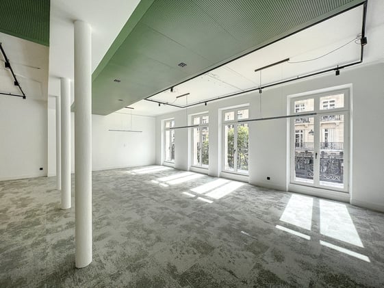 ✨ Bureaux design & clé en main dans un immeuble de caractère