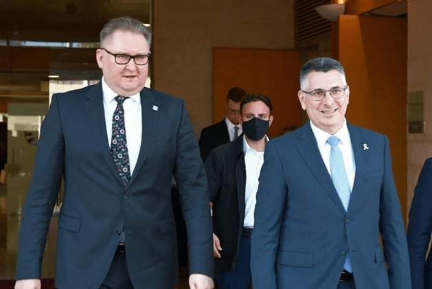 FM Sa’ar Urges Ukraine to Designate Hamas, IRGC as Terror Groups During Landmark Visit