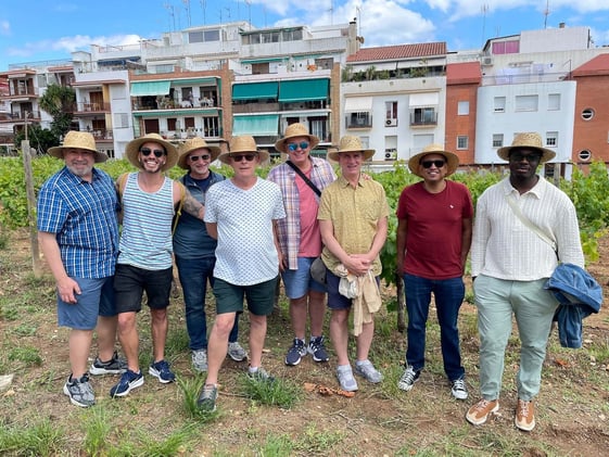 Newsletter 328: Move to Costa Rica, Stay at Axel Valencia for Free + Cruise with us from Barcelona to Portsmouth & More