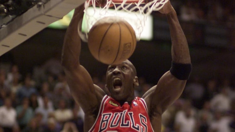 Jordan continues to show he is a collectibles GOAT, while checklist prove to have value!