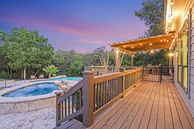 🌿 Austin’s Latest Listings – Stylish Homes with Green Spaces and Tech Features