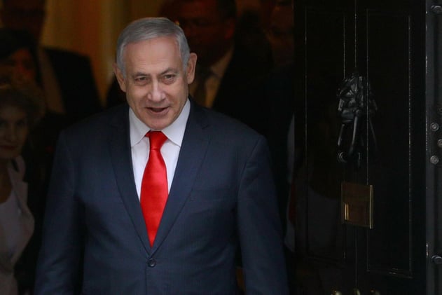 Netanyahu Requests Presidential Pardon Amid Ongoing Criminal Trial