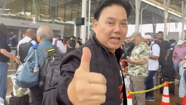 Something VERY Strange Is Going On With ICE Agents At Major Airports