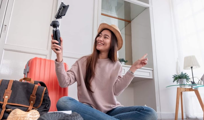 How to Become a Paid Influencer and Make Money on Social Media