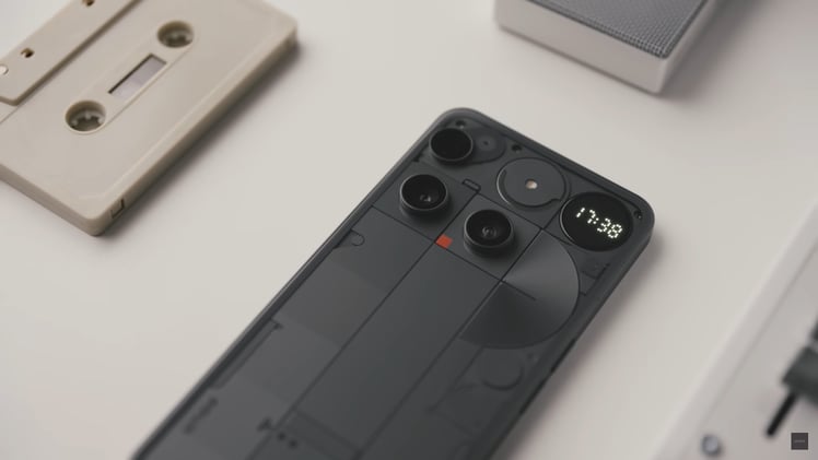 Nothing CEO responds to Phone 3 reviews, admits its limitations