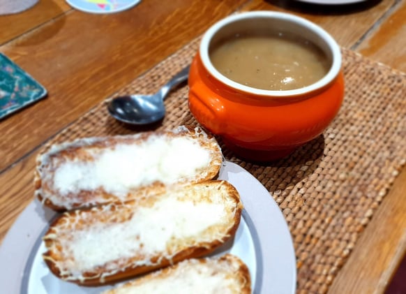 ✨ Christmas special - French onion soup 🎄