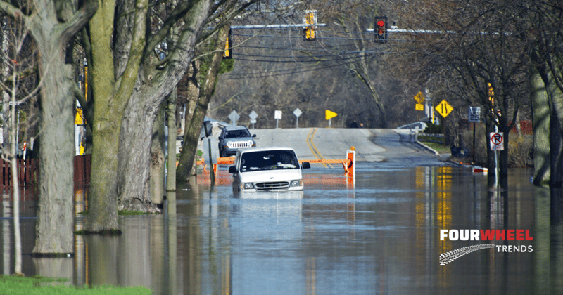 🚘 The Sneaky Business of Flood-Damaged Cars