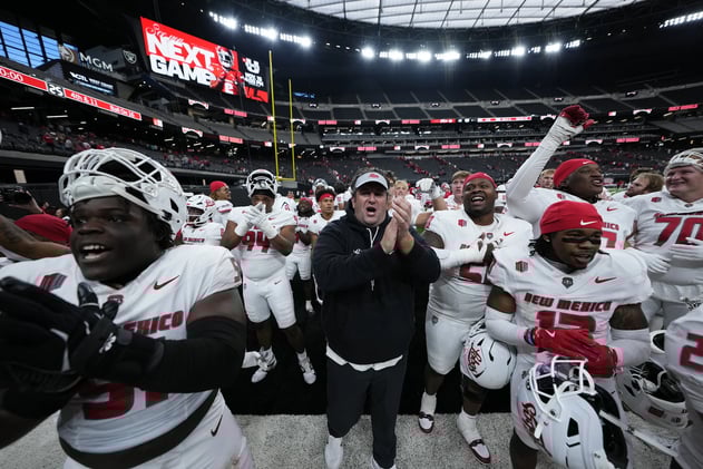 Lobos Brew 2/11: 59 New Football Players