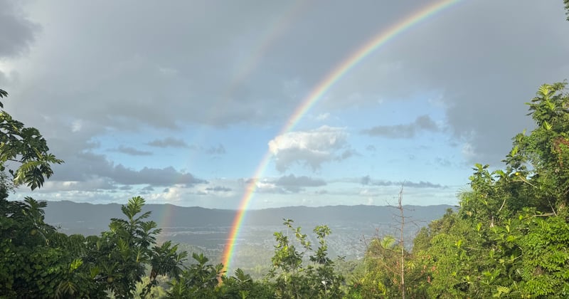 Prefieren Noticias y Spotify para escuchar podcasts en LATAM