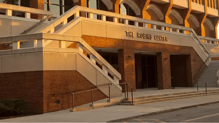 Spiders Morning Jolt 12/24: Happy Holidays Spiders!