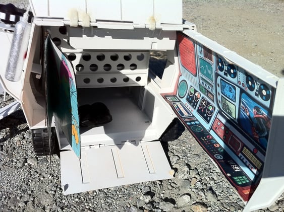 Disney's bizarre OpenAI deal, Pebble's perfect dumb smart ring & the Sizzler Say