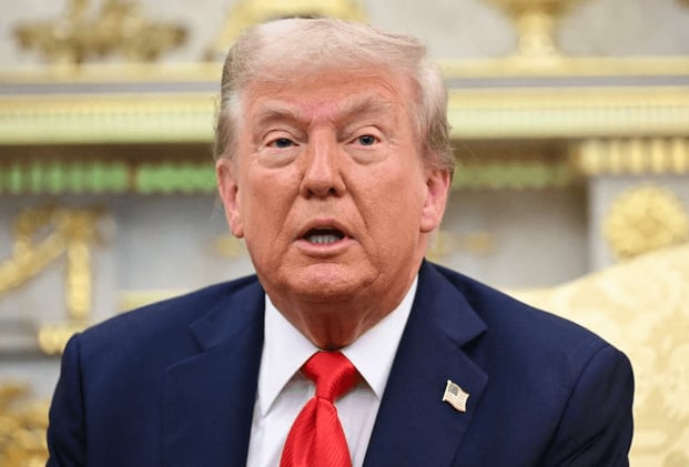 Trump Warns Hamas of Total Destruction if It Rejects Gaza Peace Deal