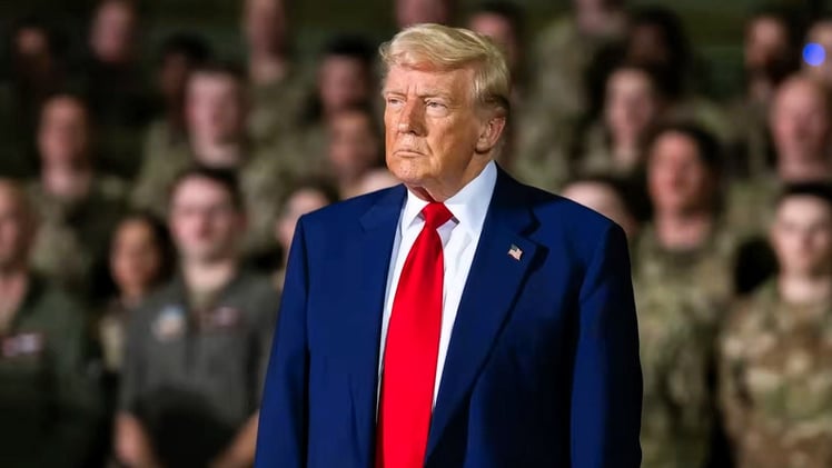 President Trump Confirms He’s Going To Go “FULL VENEZUELA” On Hormuz Strait!