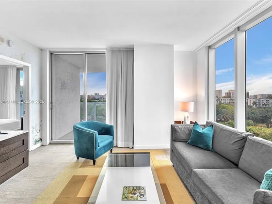 🌟 Hot Miami Listings – Luxury Condos and Modern Homes That Impress