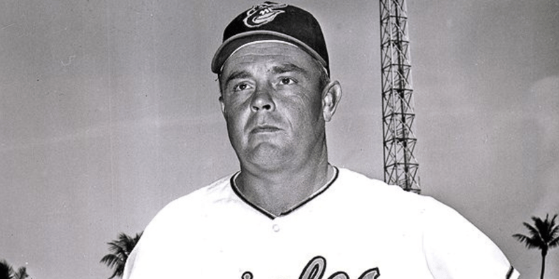 ⚾ Orioles hire Earl Weaver