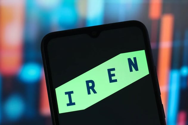 IREN โดนทุบ -5%!! ทั้งที่รายได้โต +355%!! "พื้นฐานเปลี่ยน" หรือแค่ "ตื่นตูม"?
