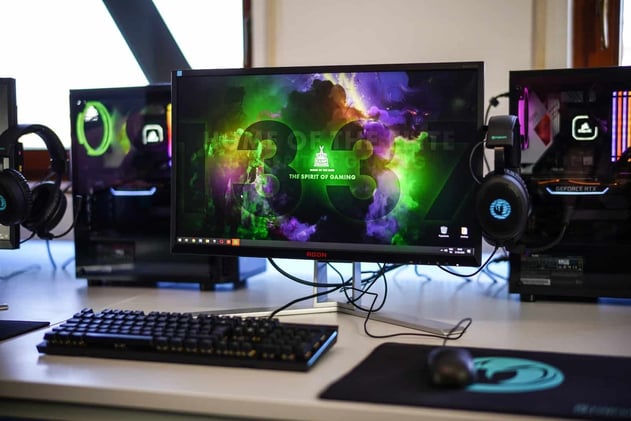 Enhancing Game Streaming with VPNs
