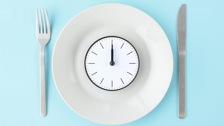 Correct Timing for Women’s Nutrition in Midlife (40+): A Clinical and Evidence-Based Guide for Perimenopause and Menopause