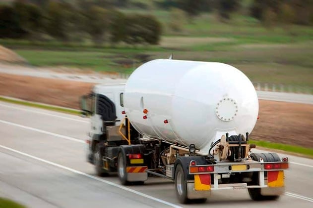 “Natural Gas Price Approaches $2.13: EIA Inventory Reports Essential for Forecast in Looming Economic Slowdown”