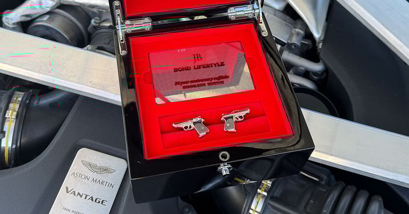 Win Bond Lifestyle Cufflinks