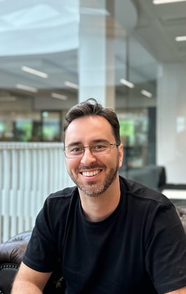 Dr. Hernani Costa