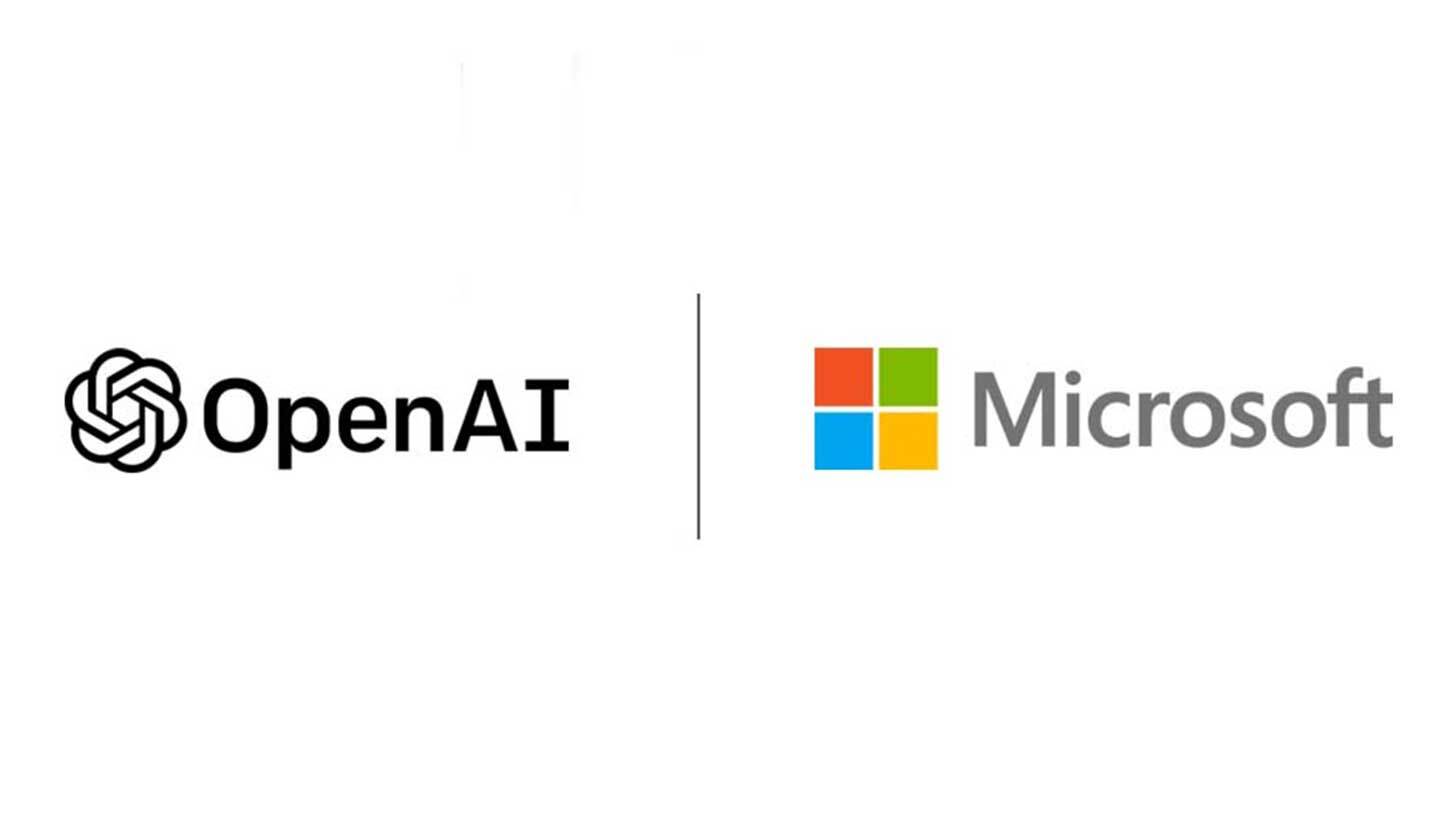 Valge taustaga pildil on vasakul OpenAI logo musta tekstiga ja paremal Microsofti logo värvilise ruuduga, nende vahel on vertikaalne joon.